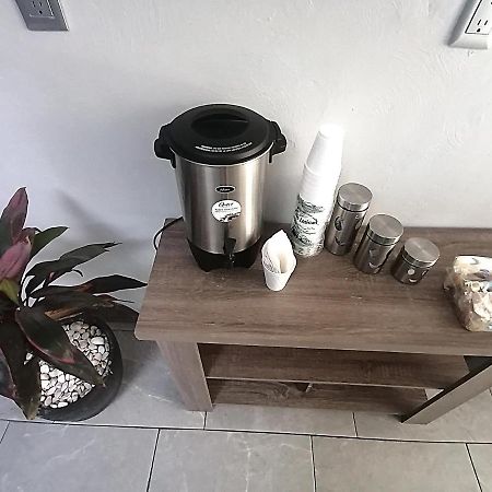 Hotel HCM Guadalajara Bagian luar foto